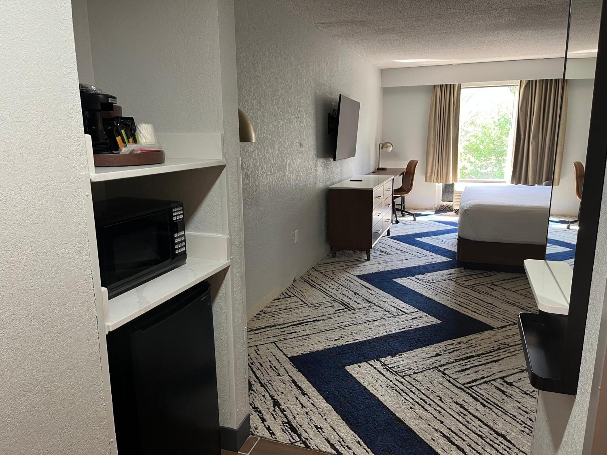 Four Points By Sheraton College Park Atlanta Airport Forest Park Exterior photo